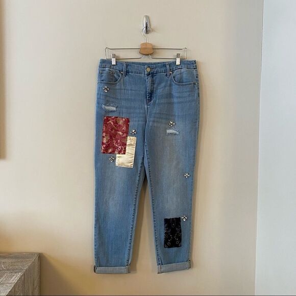 CHICO’S So Slimming Patchwork Embellished Girlfriend Ankle Jeans - Picture 2 of 11